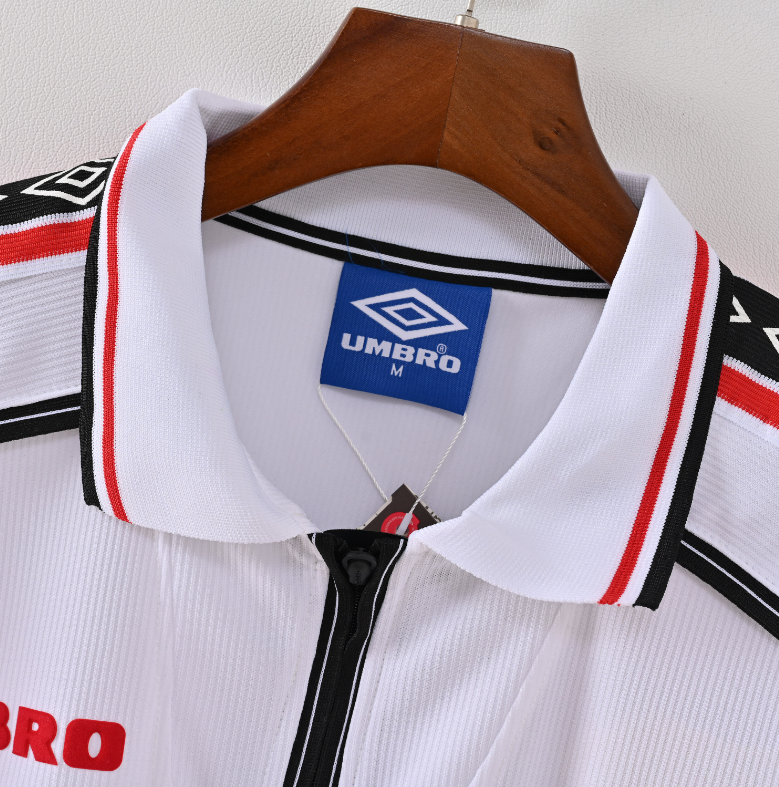 Camiseta Manchester United retro