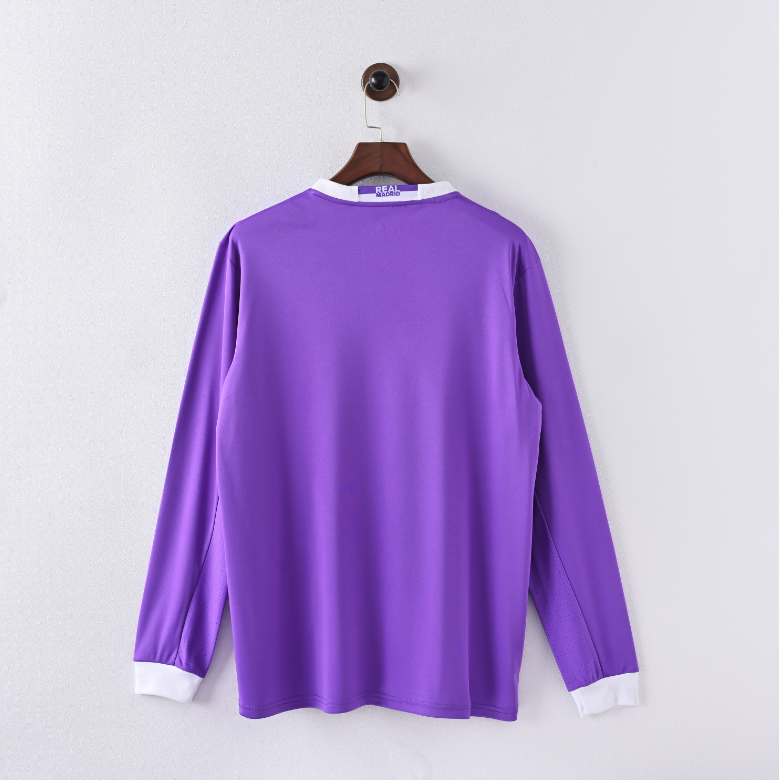 Camiseta de fútbol Real Madrid morada