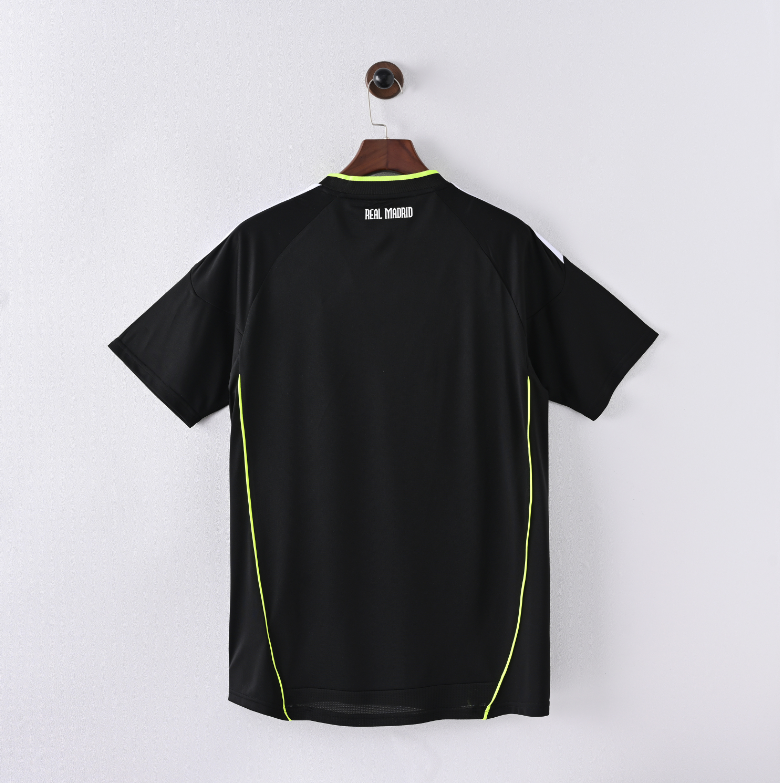 Camiseta Real Madrid negra 2010/11