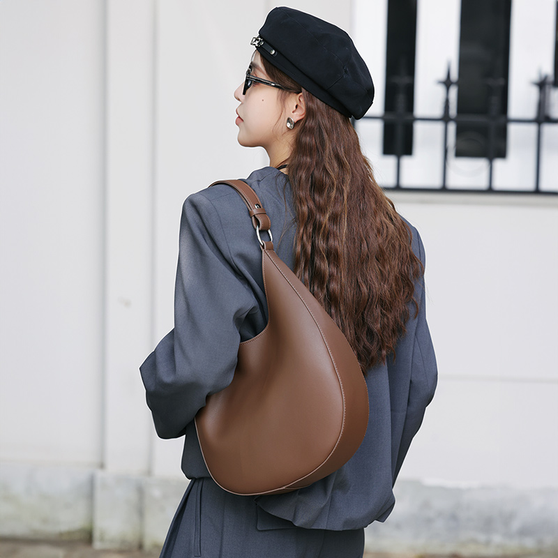 Modern Hobo Shoulder Bag
