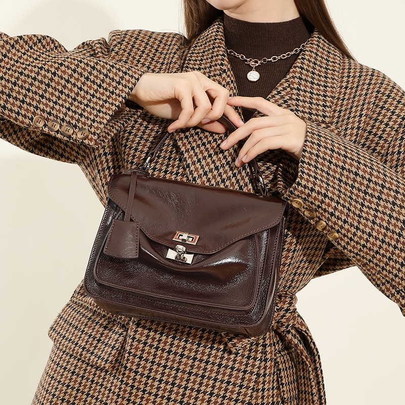 Vintage Brown Leather Shoulder Bag