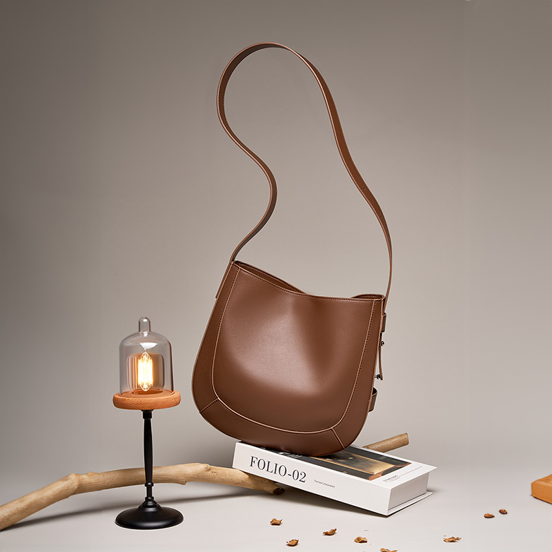 Classic Leather Shoulder Bag