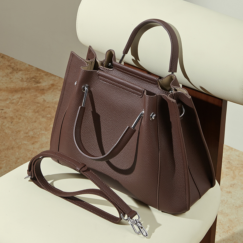 Elegant Brown Leather Tote