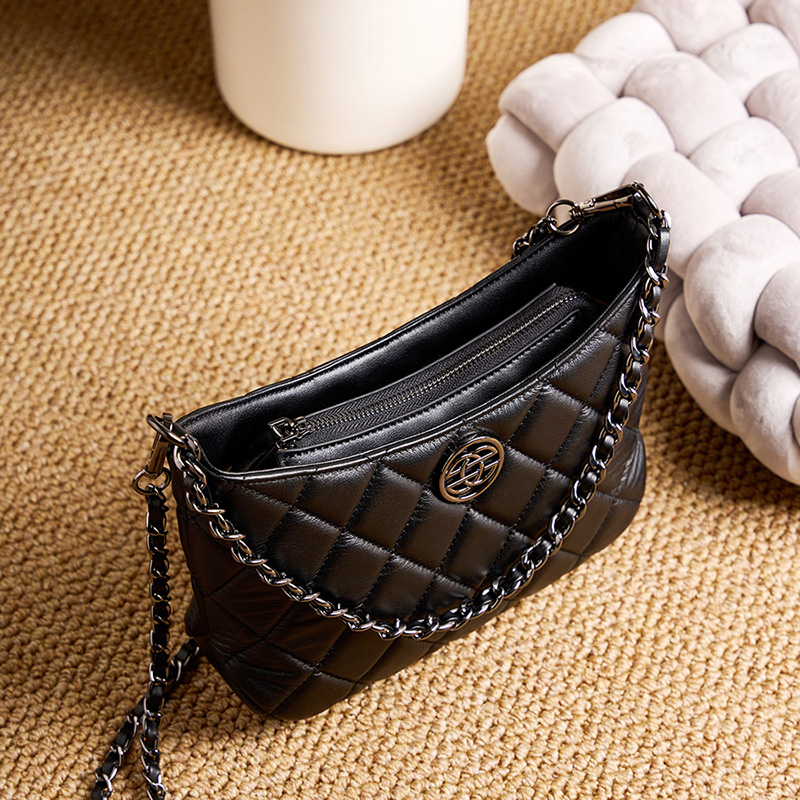 Quilted Black Shoulder Bag