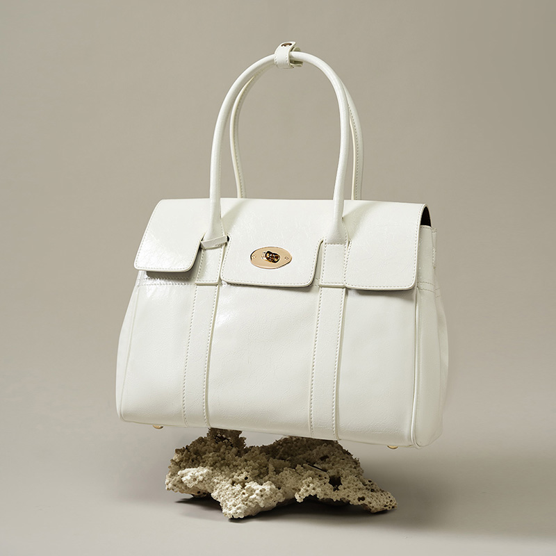Elegant White Handbag