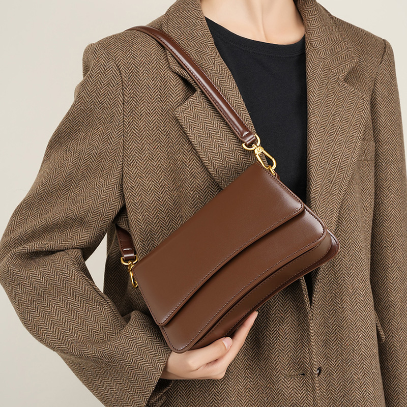 Classic Brown Leather Shoulder Bag