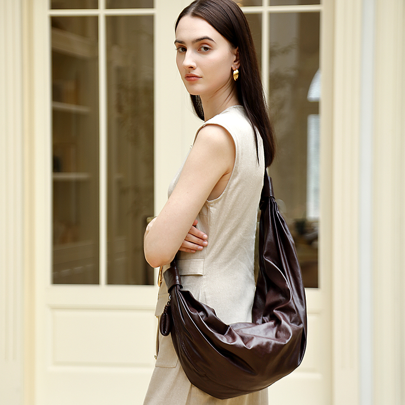 Elegant Brown Shoulder Bag