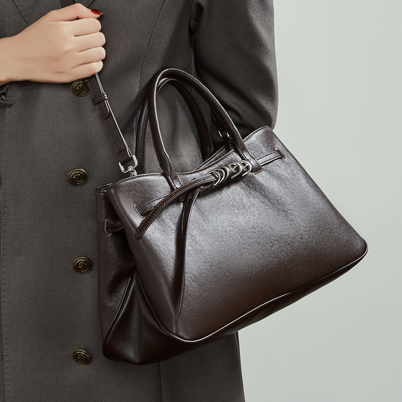 Elegant Leather Handbag