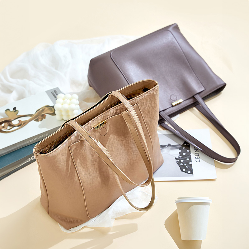 Elegant Leather Tote Bag