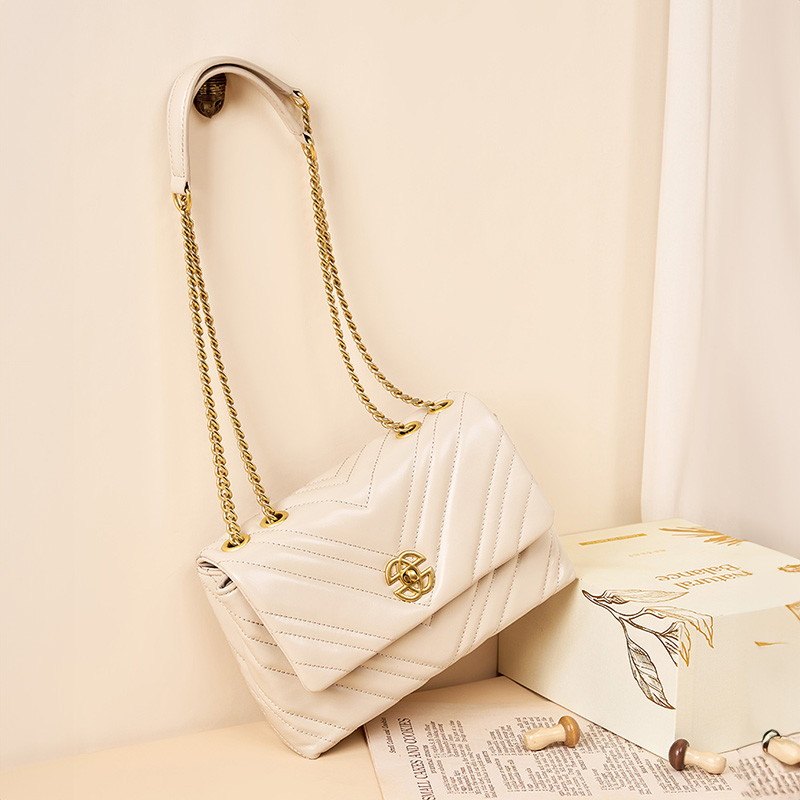 Elegant Quilted Black Shoulder Bag