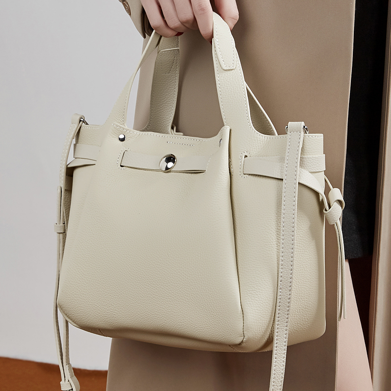 Elegant Cream Leather Tote