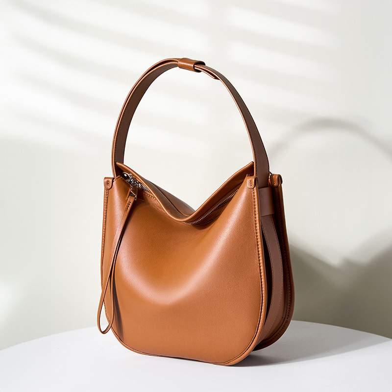 Classic Brown Leather Shoulder Bag