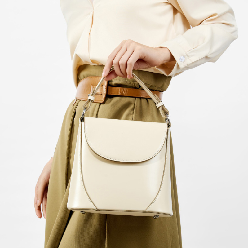 Elegant Cream Leather Handbag