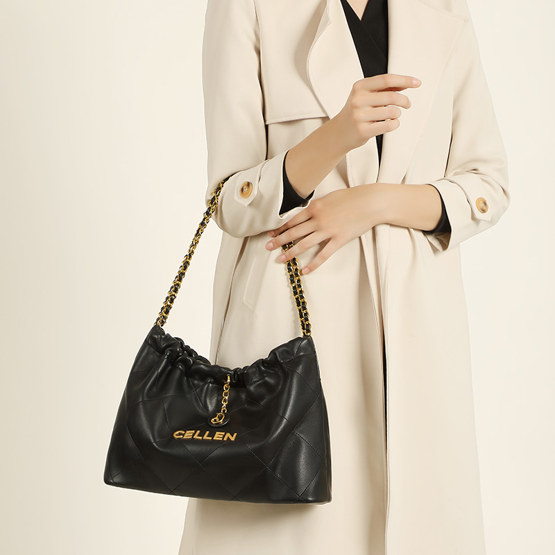 Quilted Black Shoulder Bag