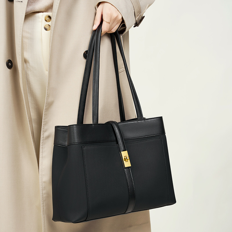 Elegant Leather Tote Bag
