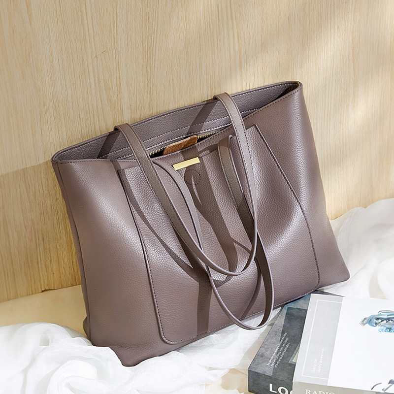 Elegant Leather Tote Bag