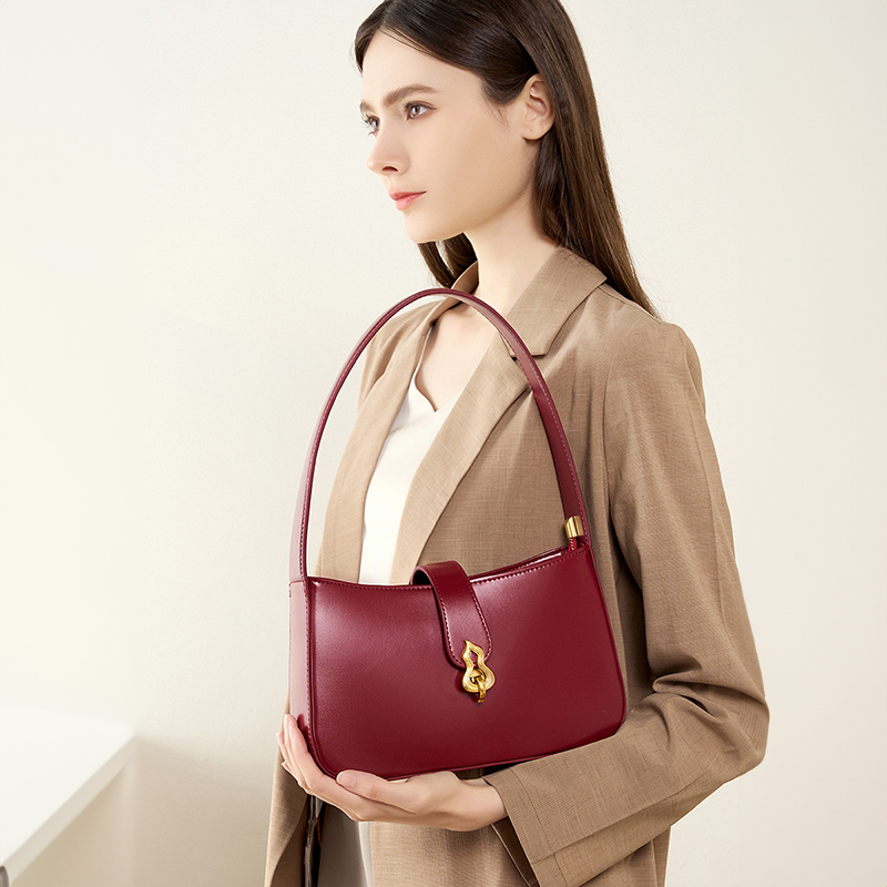Elegant Burgundy Shoulder Bag