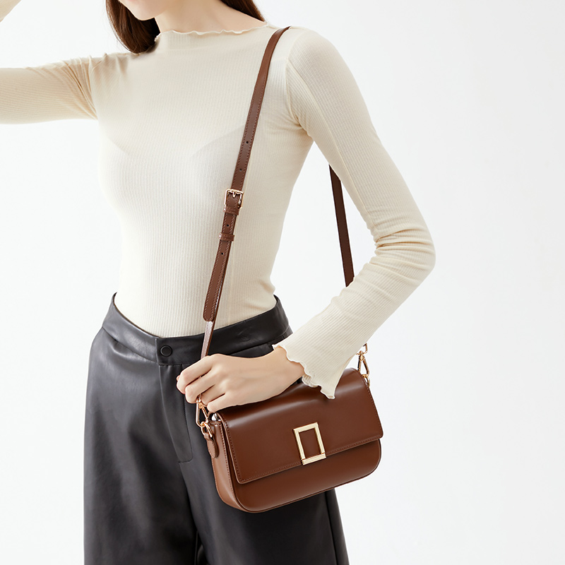 Classic Brown Leather Shoulder Bag