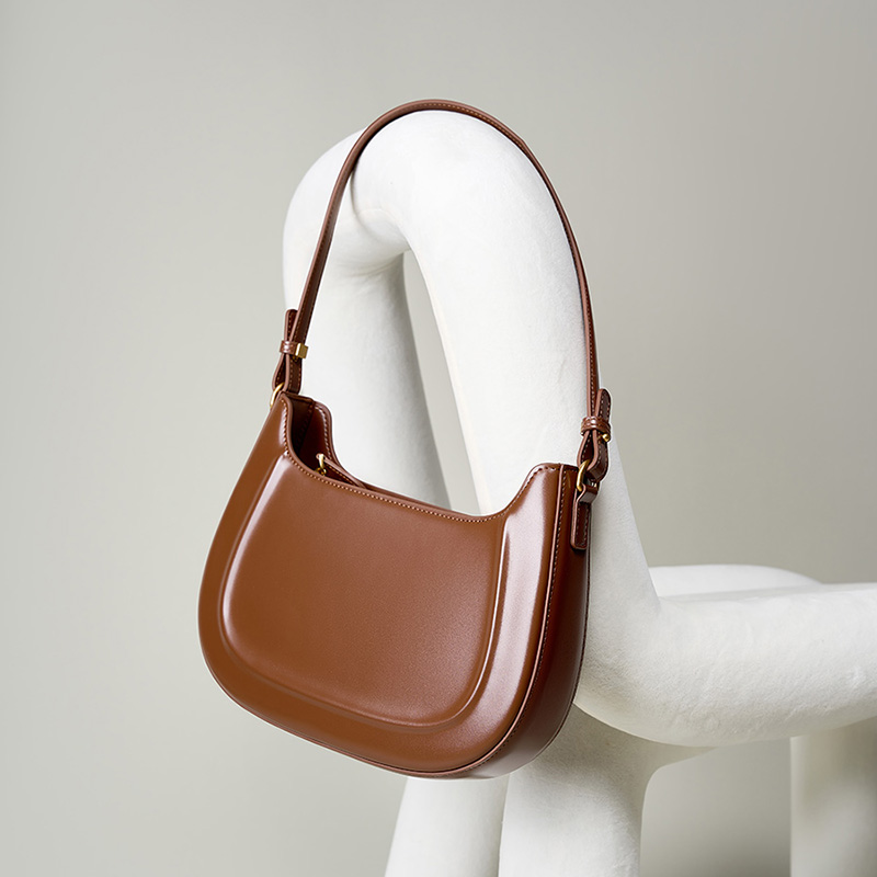 Classic Brown Leather Shoulder Bag
