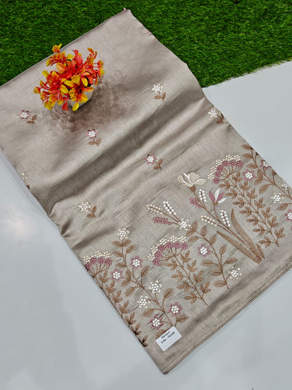 Kicha silks Light gray