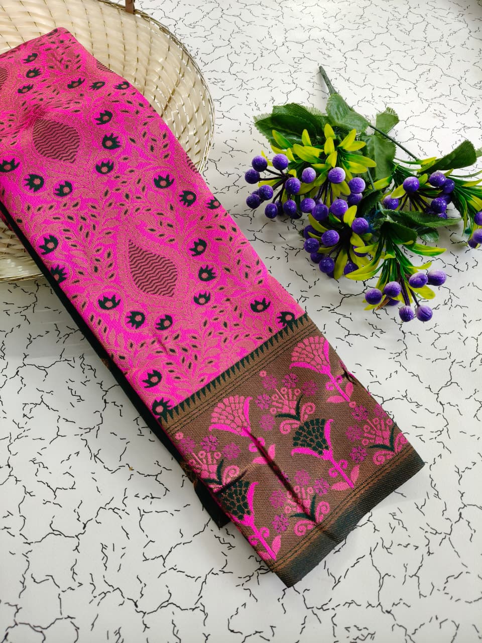 Orchid Pink & Green Tone