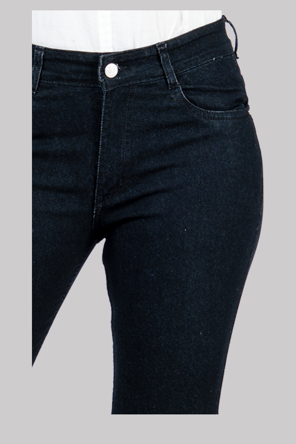 Flared High-Waist Denim Jeans – Classic Black