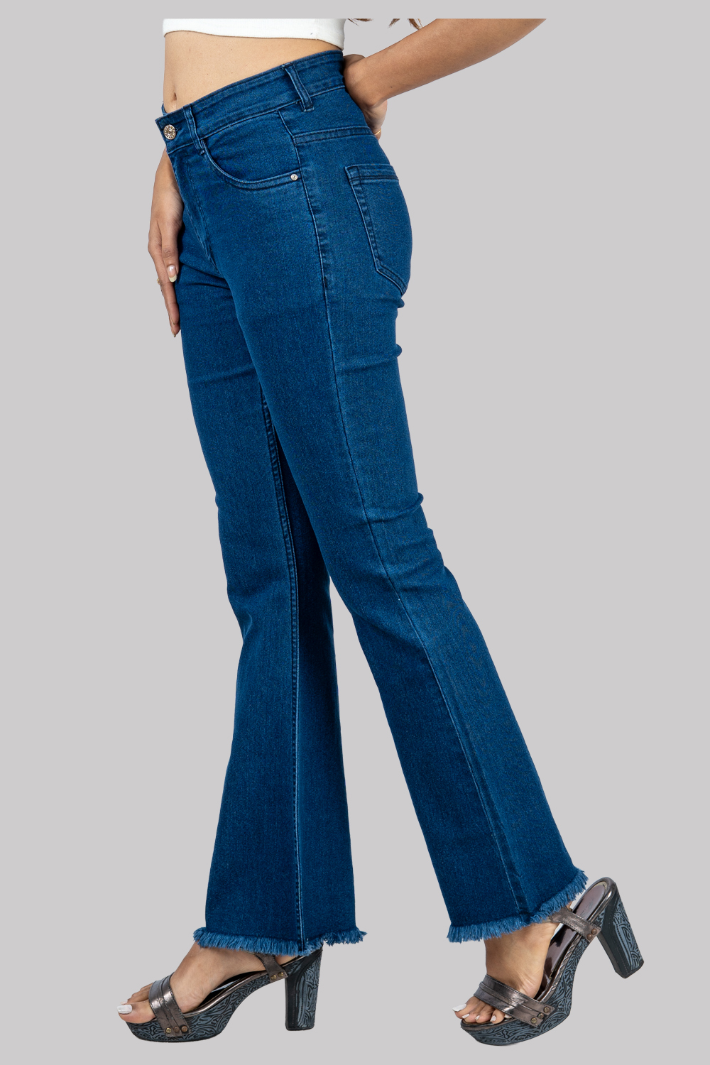 Flared High-Waist Denim Jeans – Dark Wash with Frayed Hem