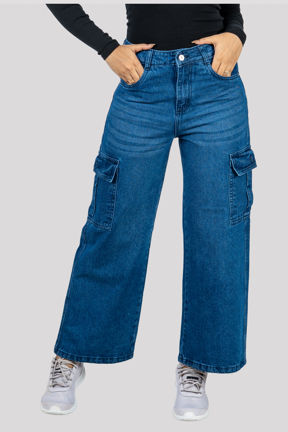 Wide Leg Cargo Jeans