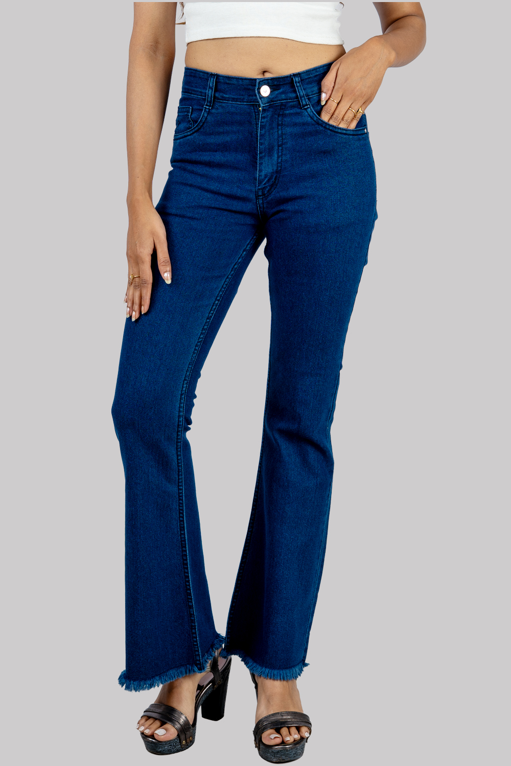 Flared High-Waist Denim Jeans – Dark Wash with Frayed Hem