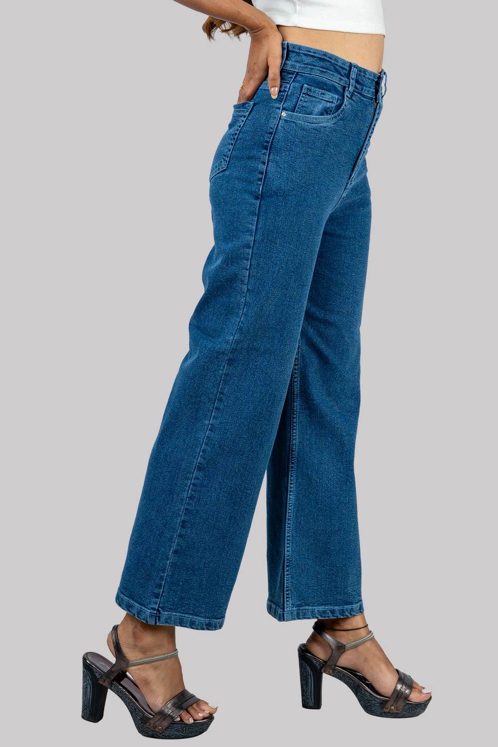 Wide-Leg High-Waist Denim Jeans – Blue