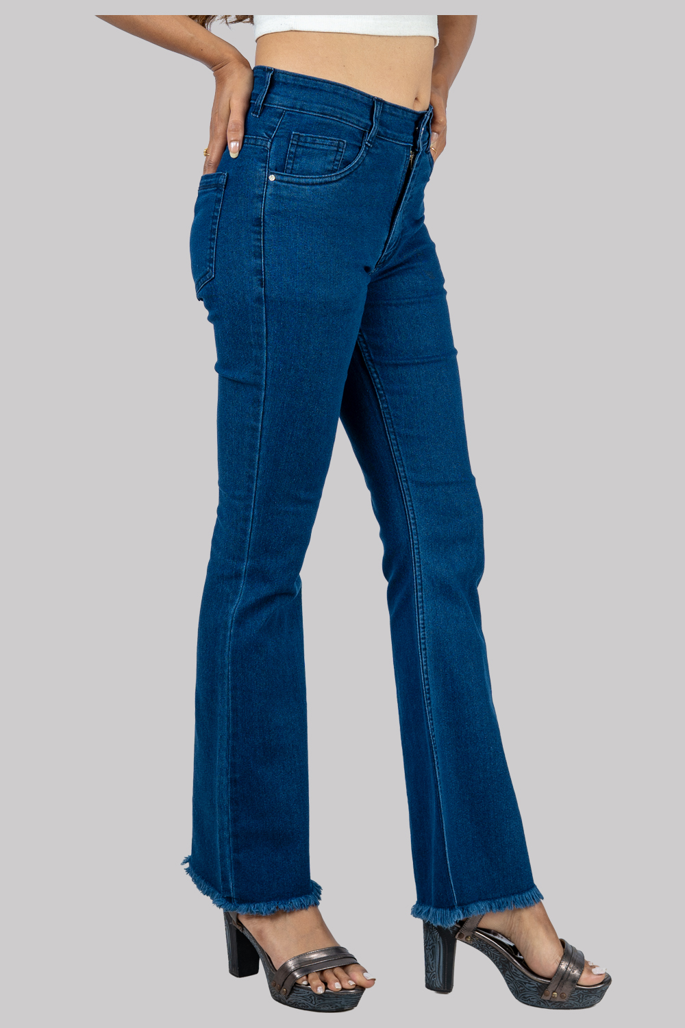 Flared High-Waist Denim Jeans – Dark Wash with Frayed Hem