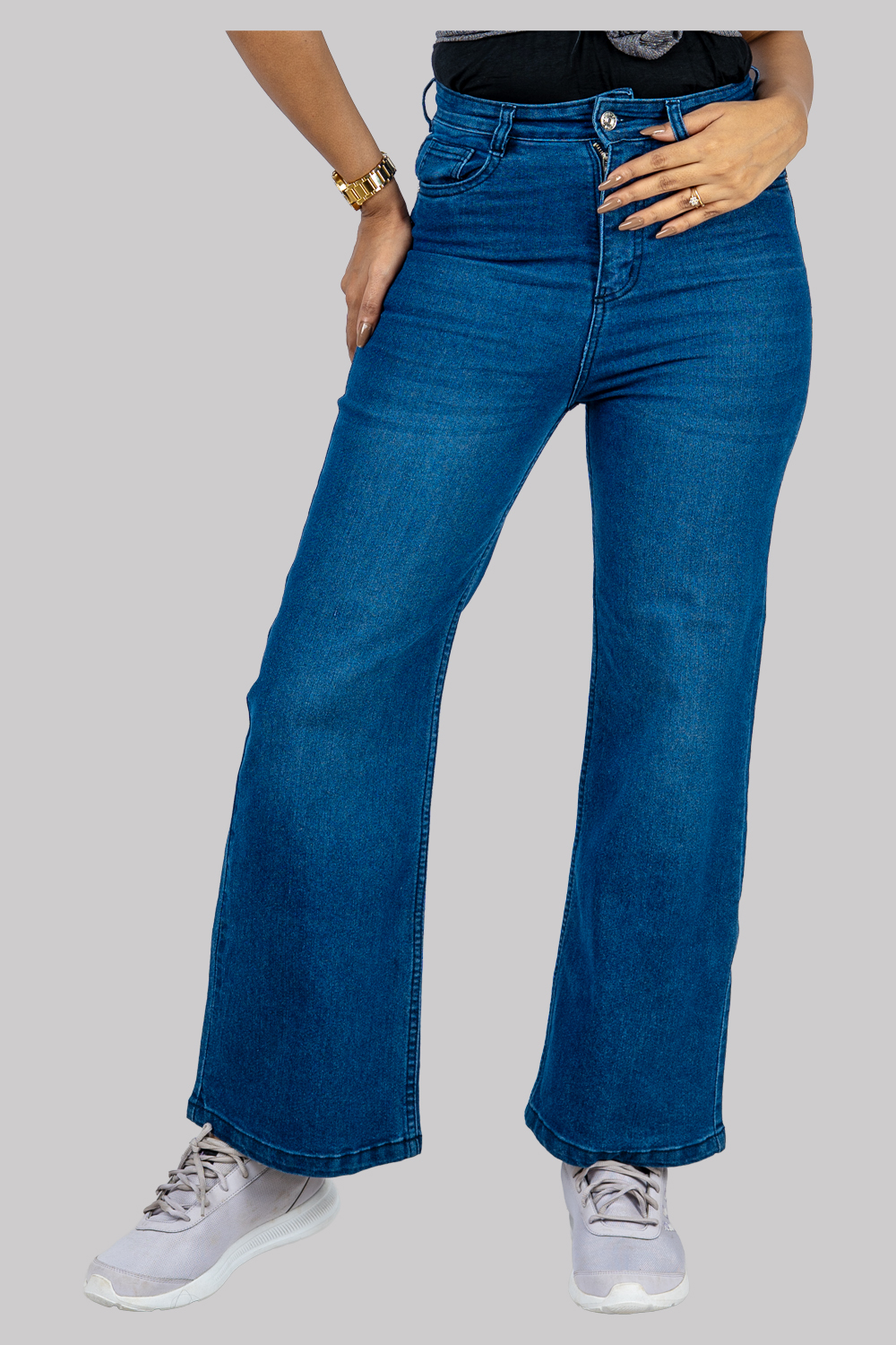 Straight-Fit High-Waist Denim Jeans – Blue