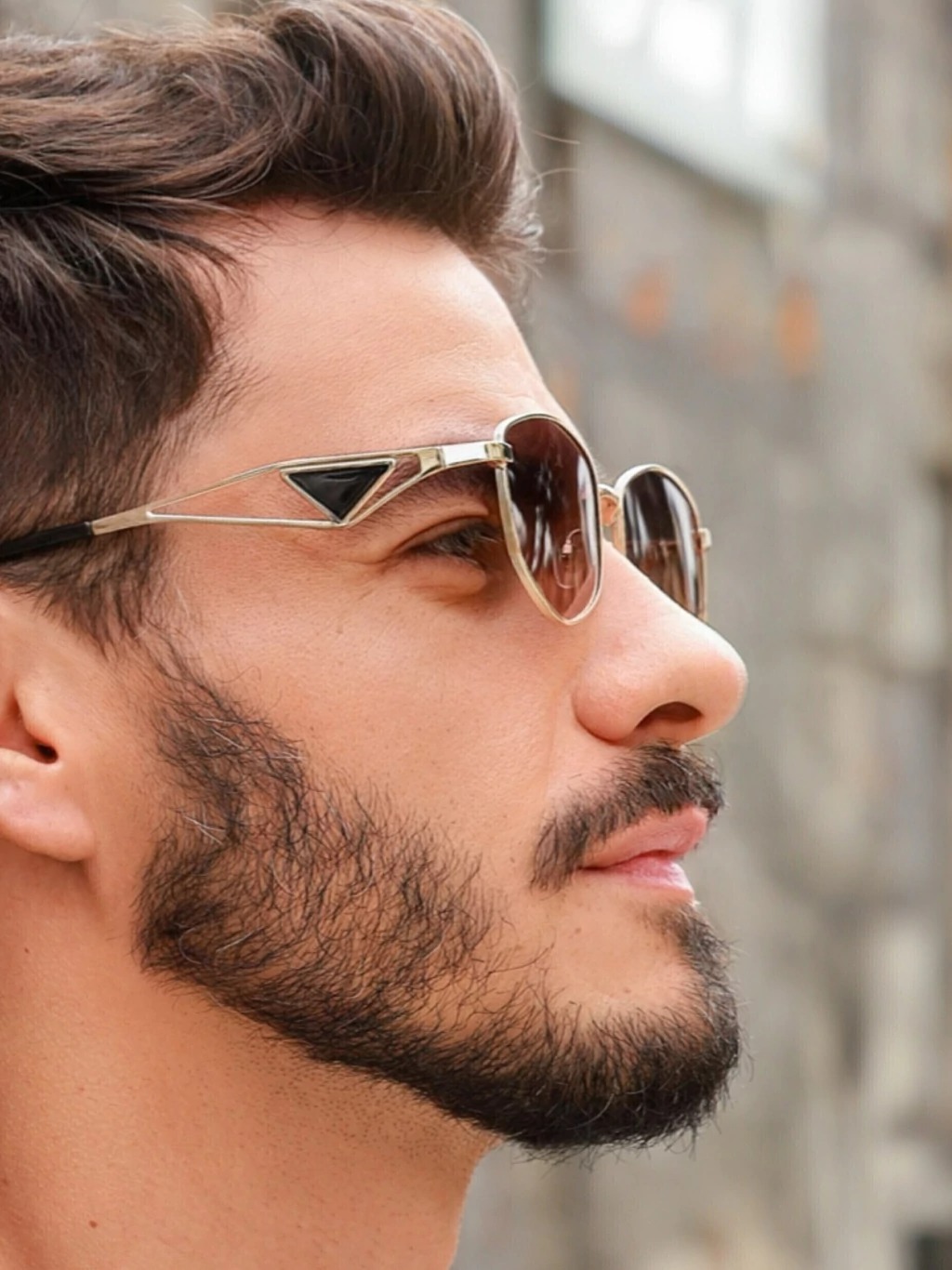 Óculos de Sol Assimétrico Bélgica - Preto Rosa Degradê / Dourado Preto - Metal