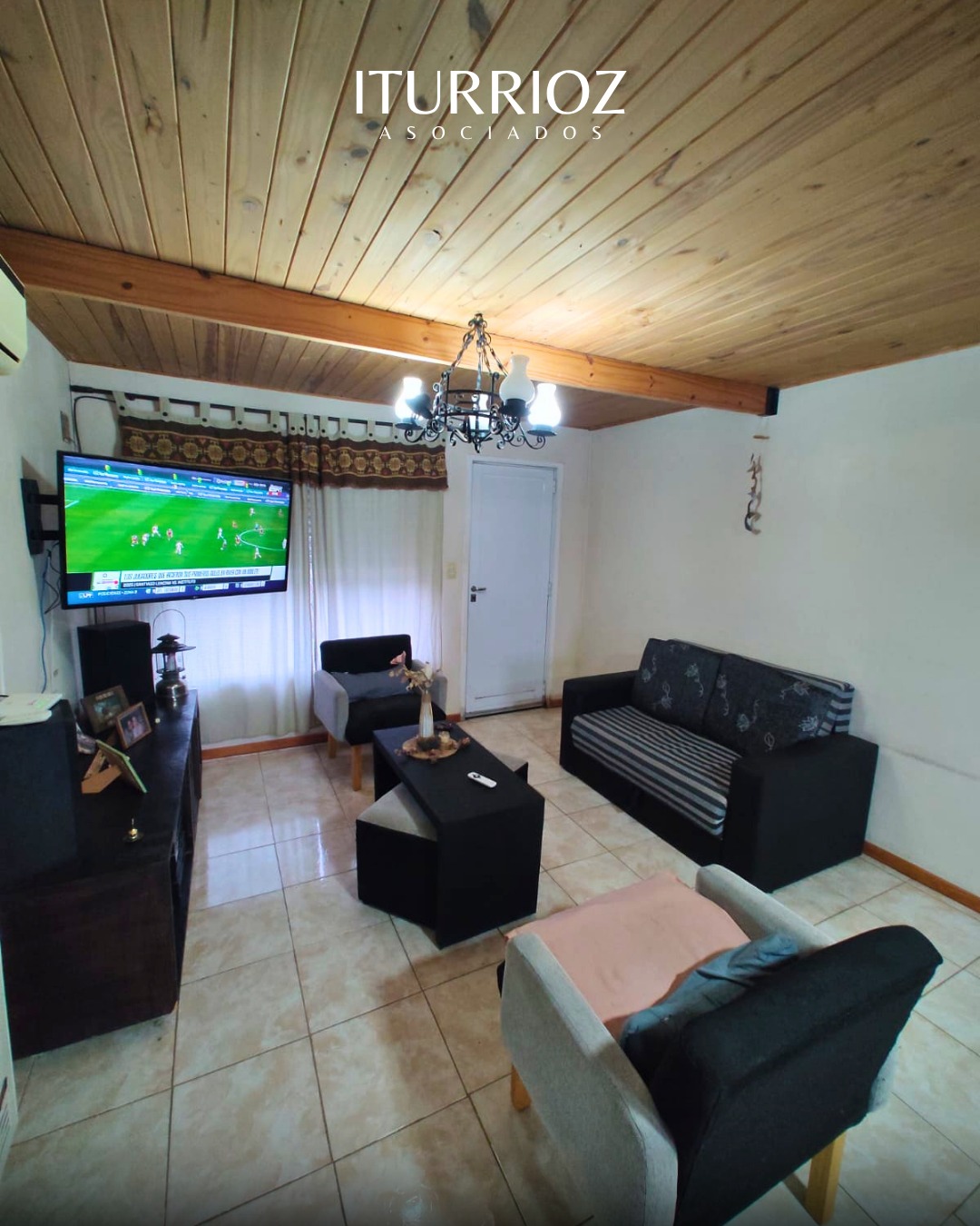 Casa | Pasaje Mendoza 258, La Adela