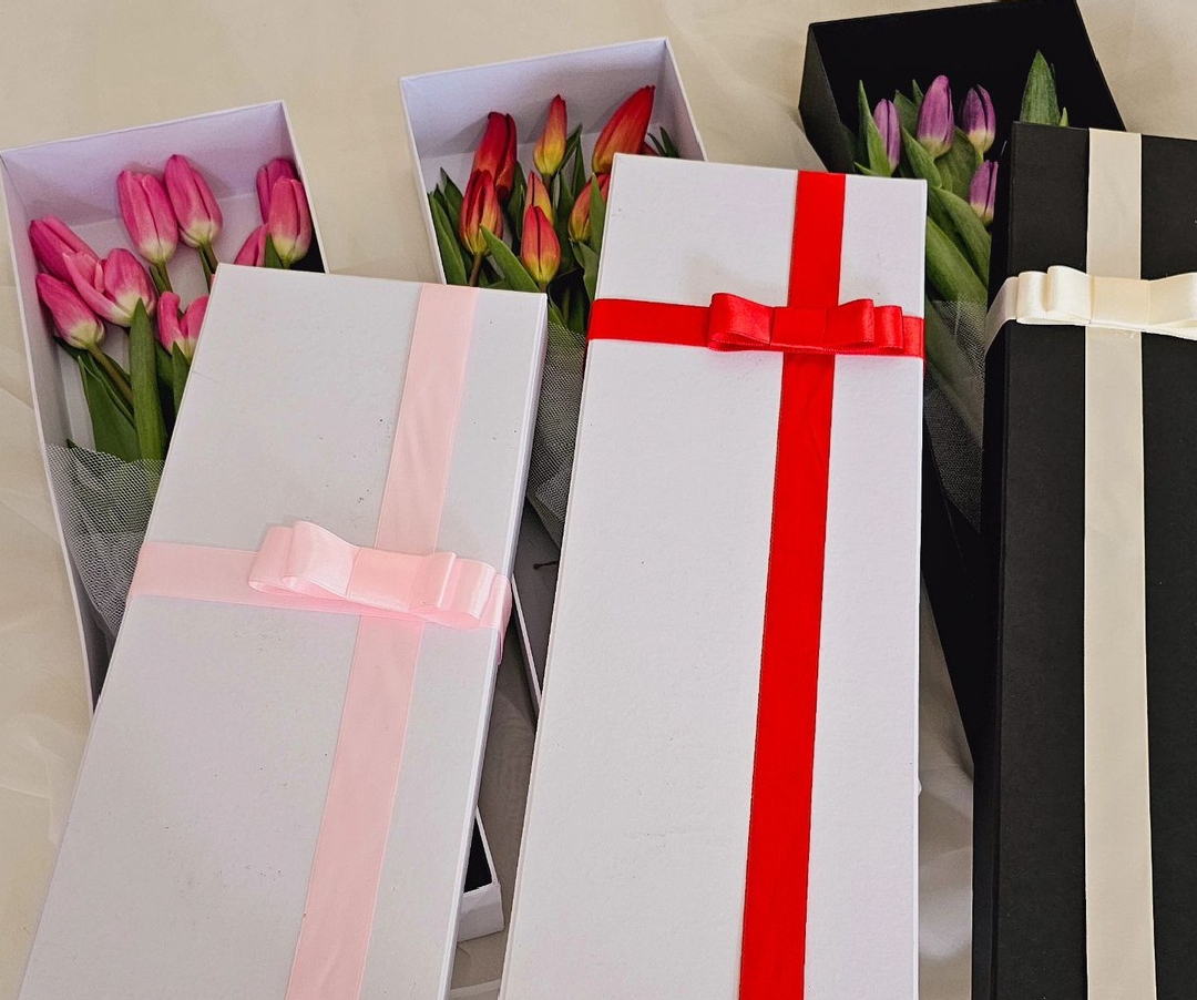Tulipanes en caja de lujo. 