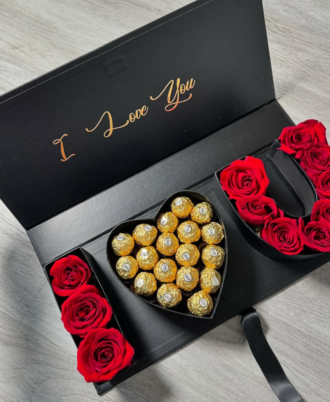 Caja de Rosas de lujo IOU