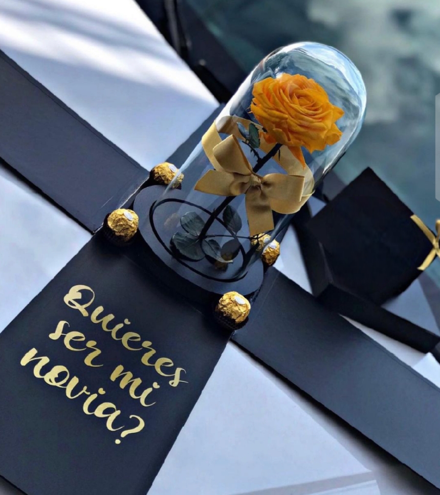 Rosa o Girasol natural preservada