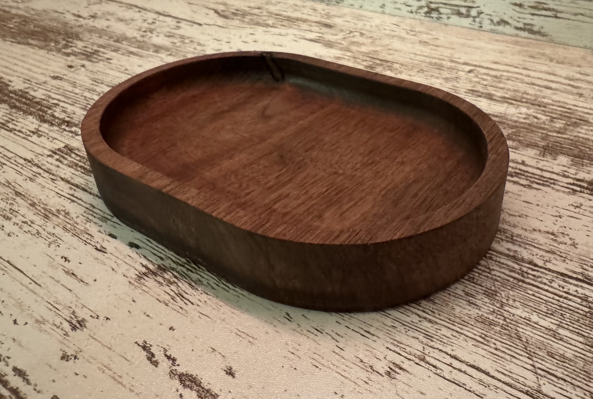 Oval Walnut catchall