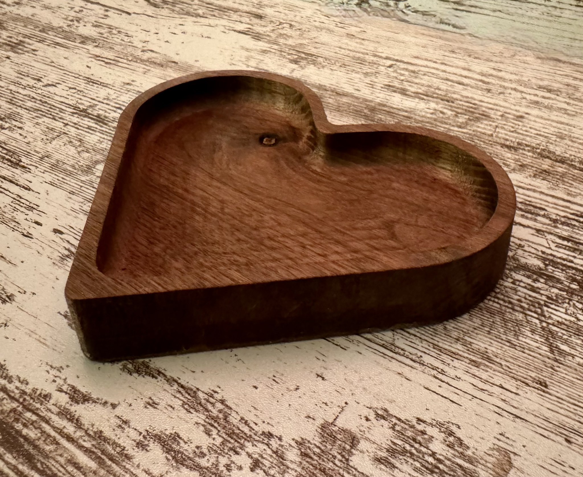 Heart Walnut catchall