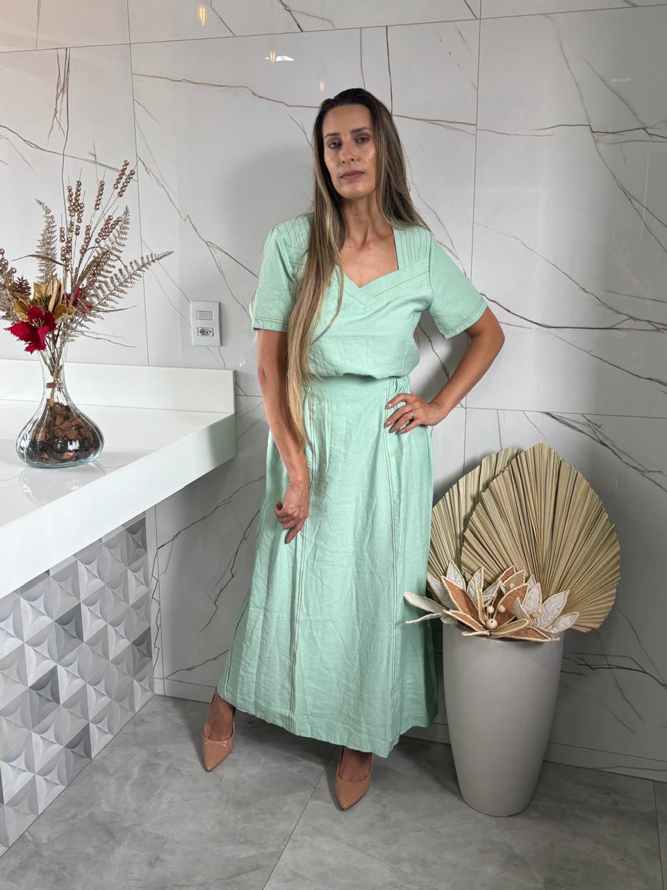 conjunto longo verde claro