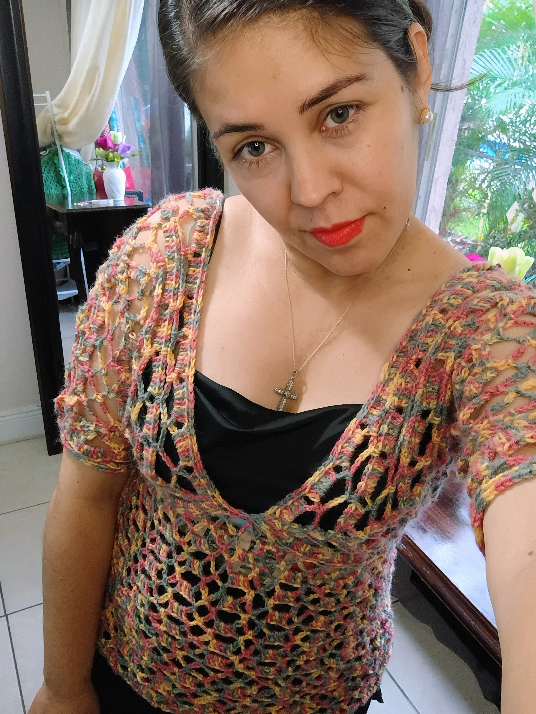 HANDMADE LACE FLOWERY PATTERN BLOUSE 