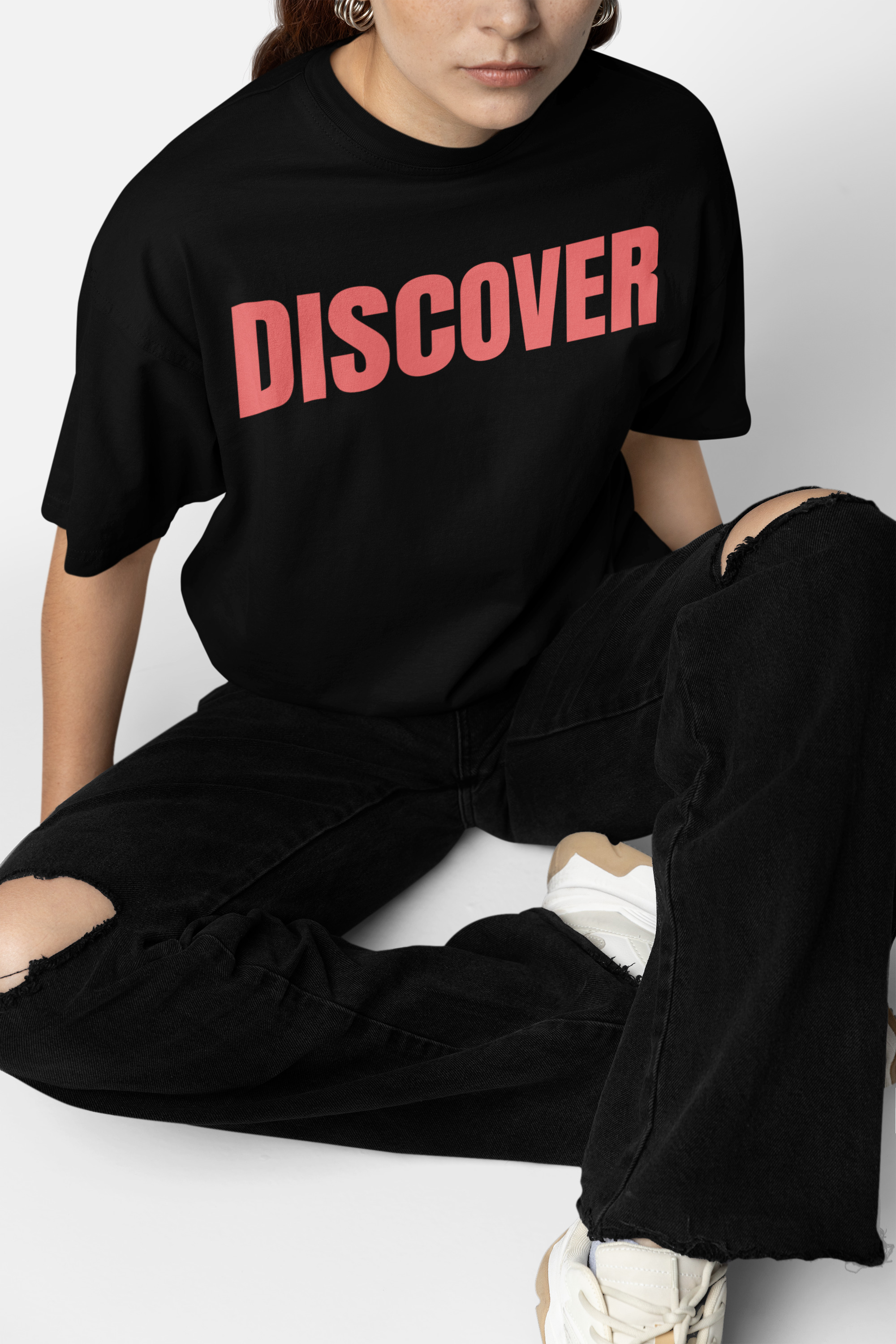 DISCOVER Graphic T-Shirt