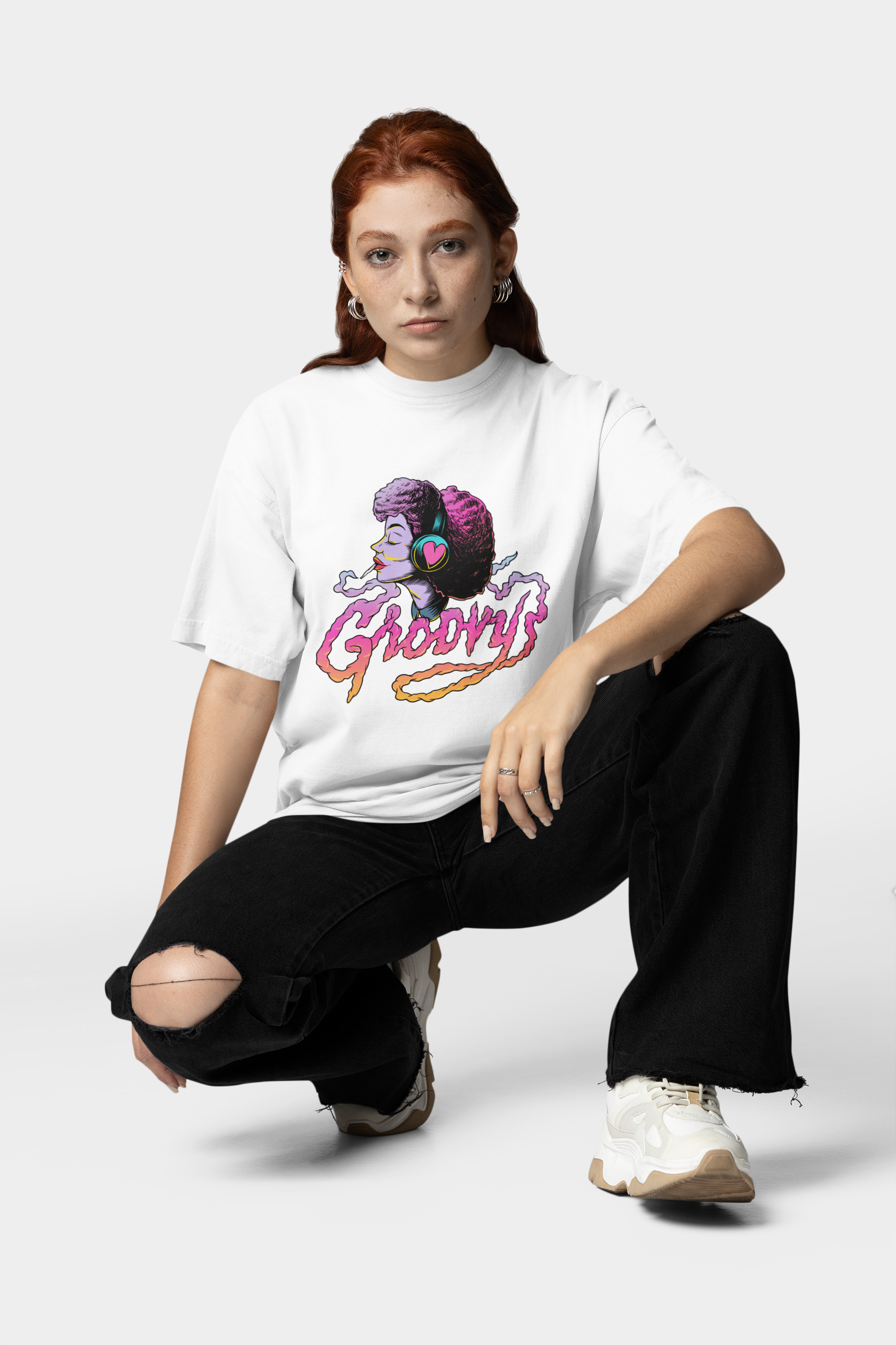 Groovy Graphic White T-shirt
