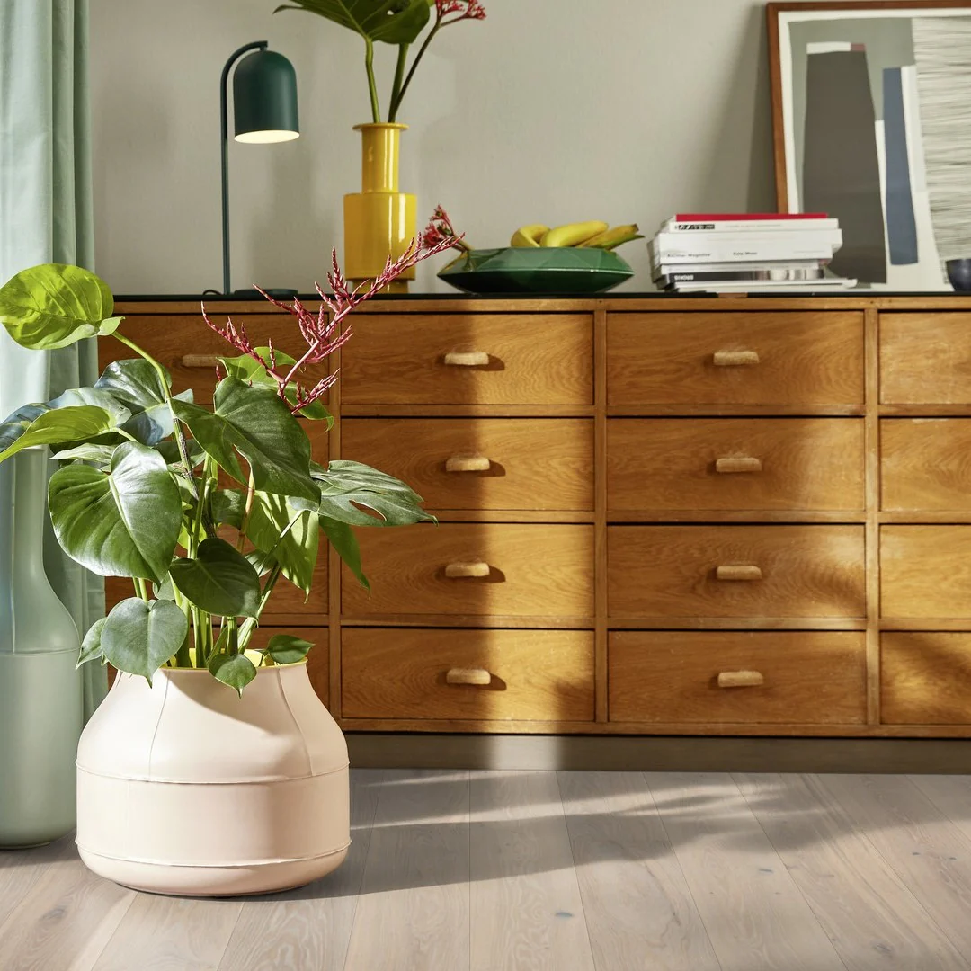 Ozols Pale White Vivo