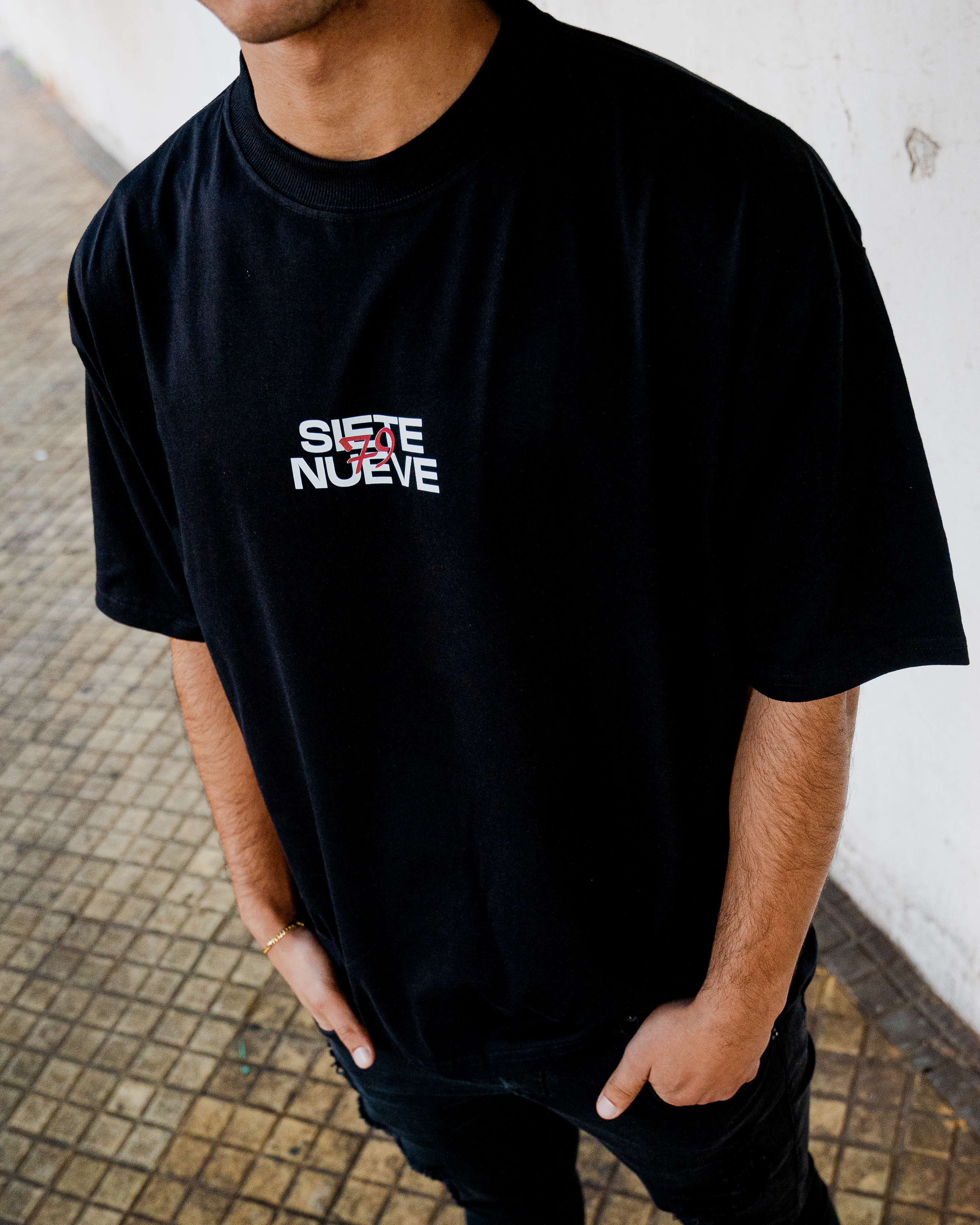 Oversize Siete Nueve - Negra