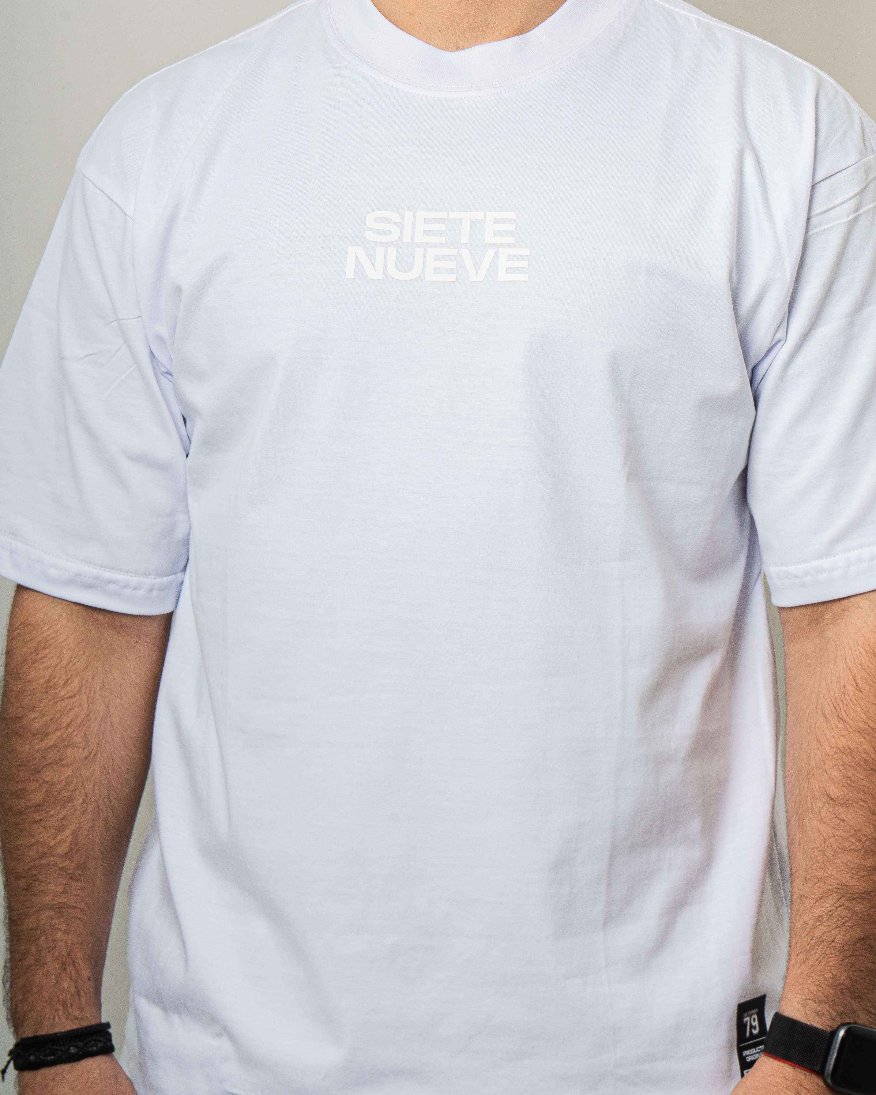 Oversize Siete Nueve Blackout - Blanca