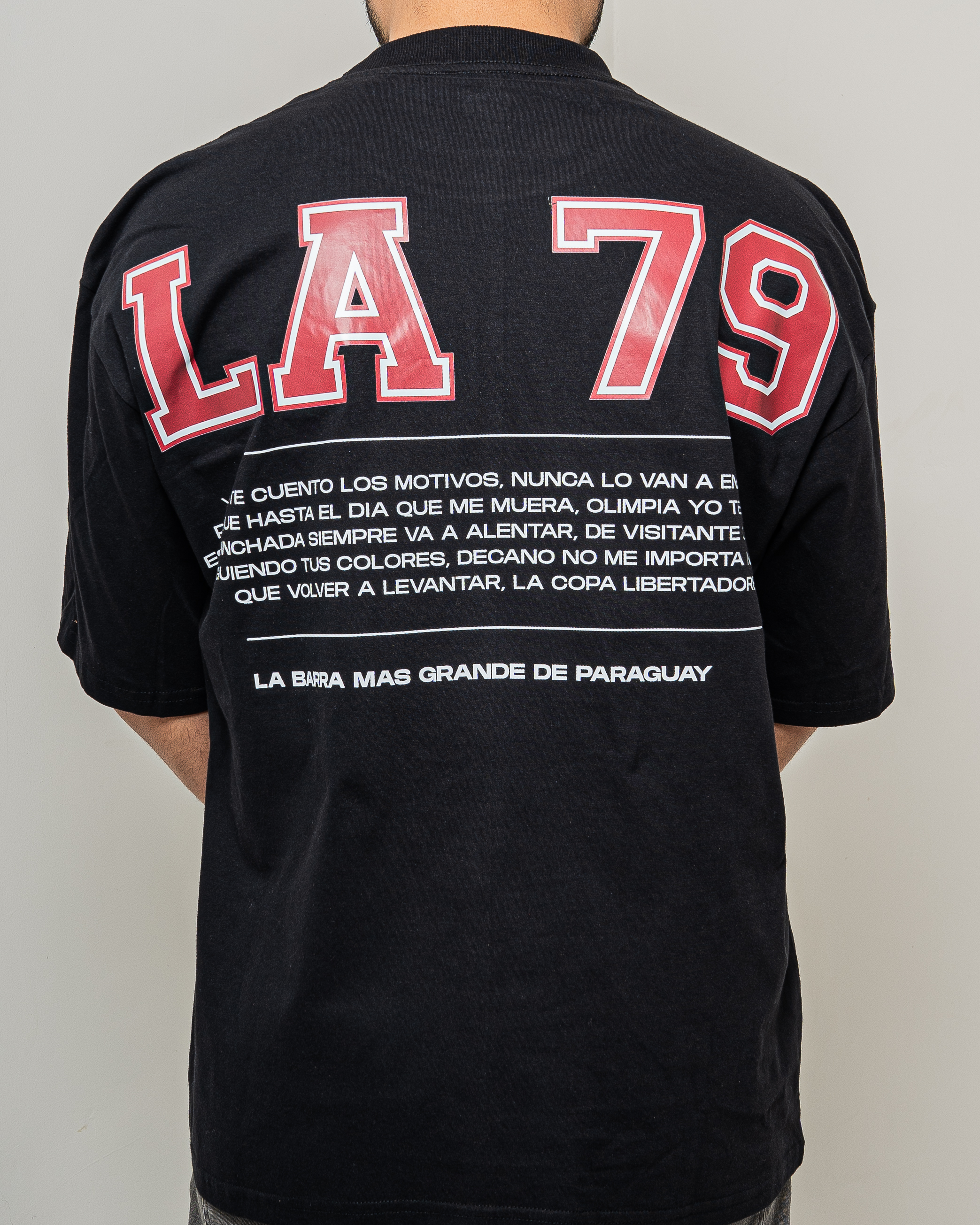 Oversize La 79 Motivos - Negra