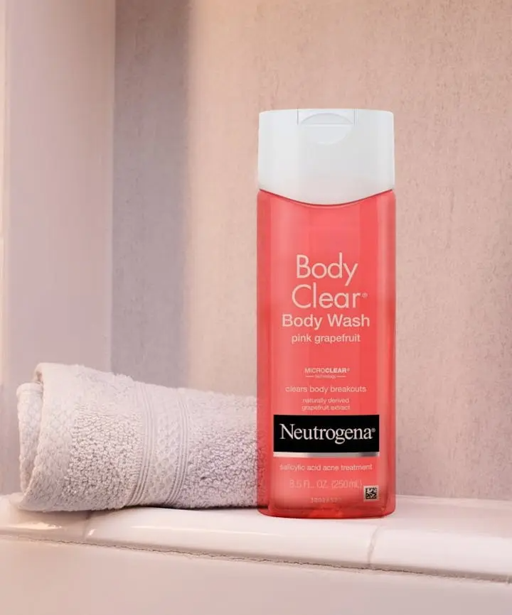 Neutrogena Body Clear® Pink Grapefruit Acne Wash