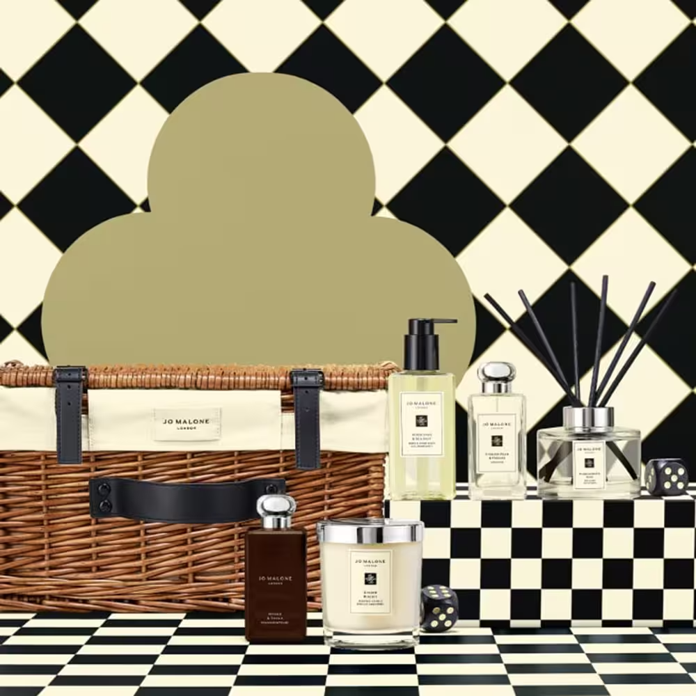 Premium Christmas Favourites Gift Hamper