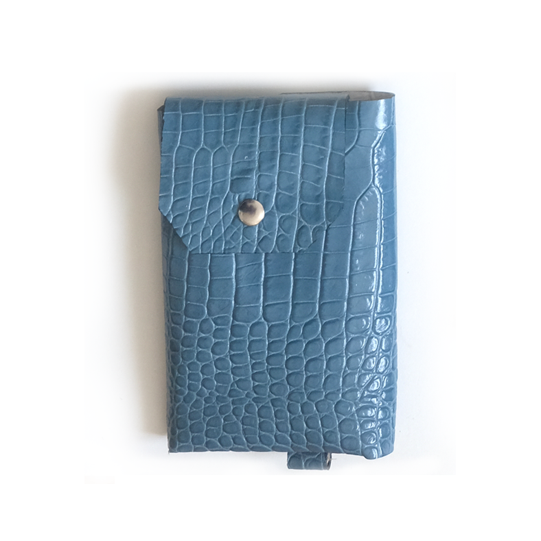 Portefeuille cuir bleu effet croco
